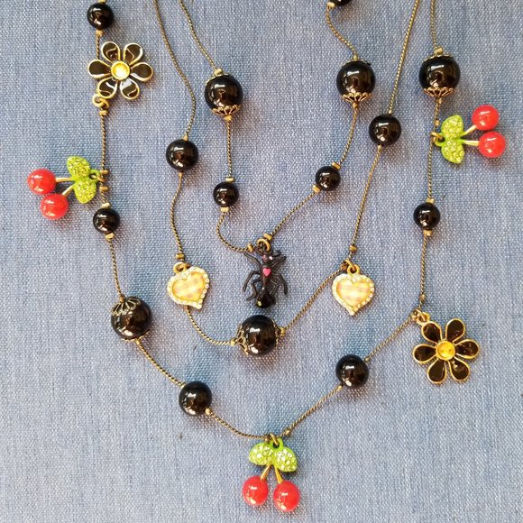 🕷️🍒Betsey Johnson Vintage 3-Chain Necklace - EPC🍒🕷️ - Picture 8 of 15